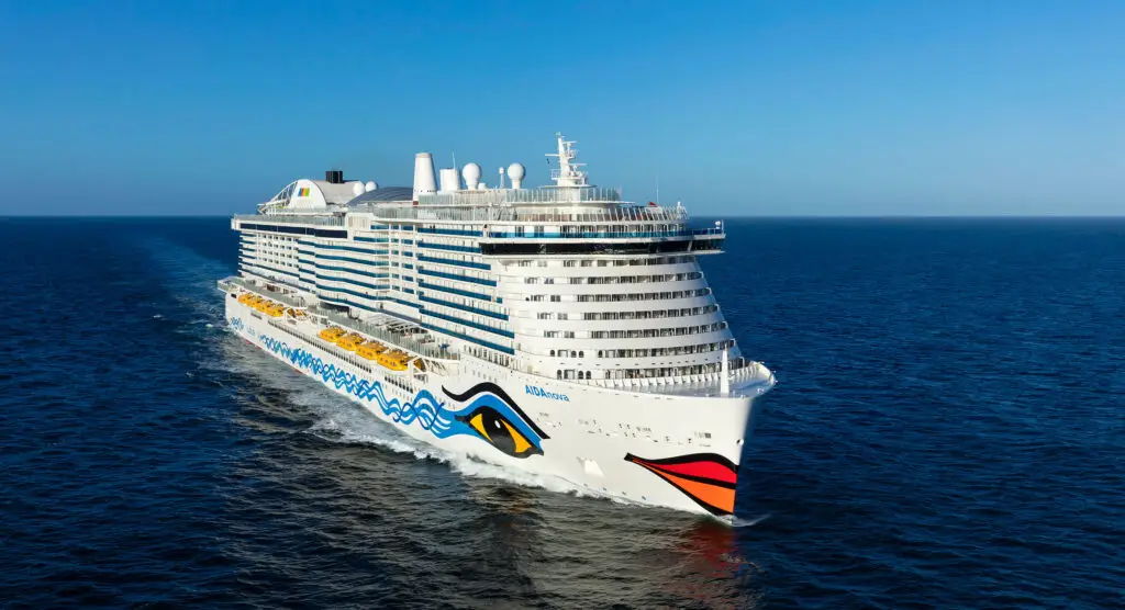 Photo of Cruiseliner AIDAnova photo by Herman Ijsseling